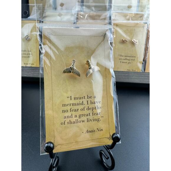 Bookish Quote Earrings - Gold Mermaid Anais Nin - Picture 2 of 3